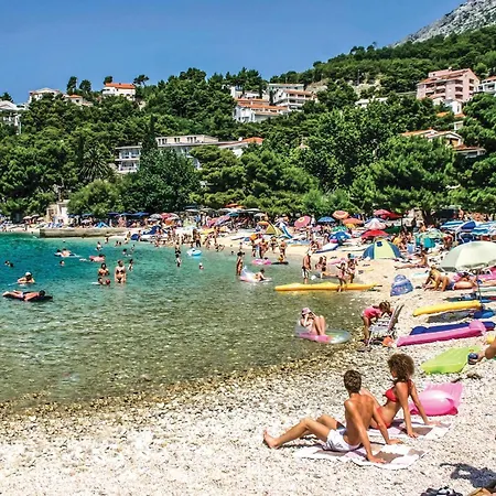Апартаменты Nice Apartment In Baska Voda With Wifi